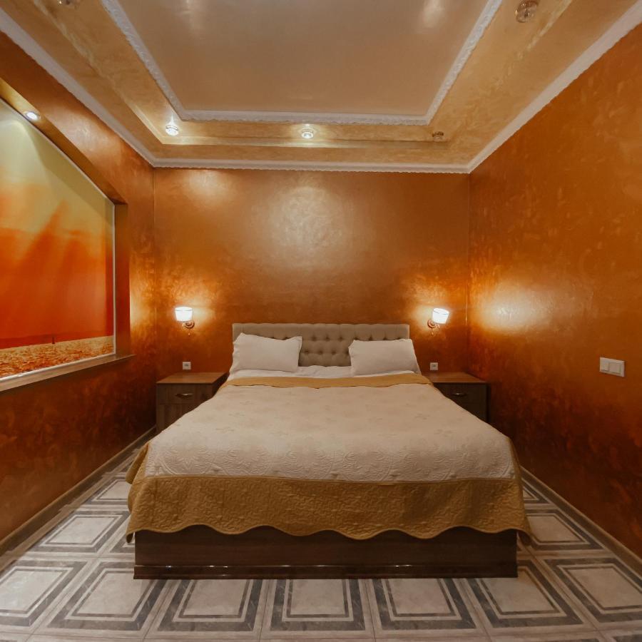 Galeon Hotel Бішкек Екстер'єр фото